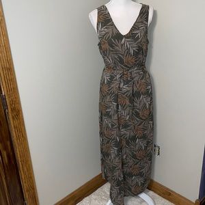 Leaf print dress